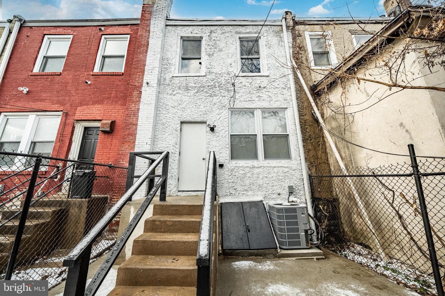 5302 Hadfield Street photo 29