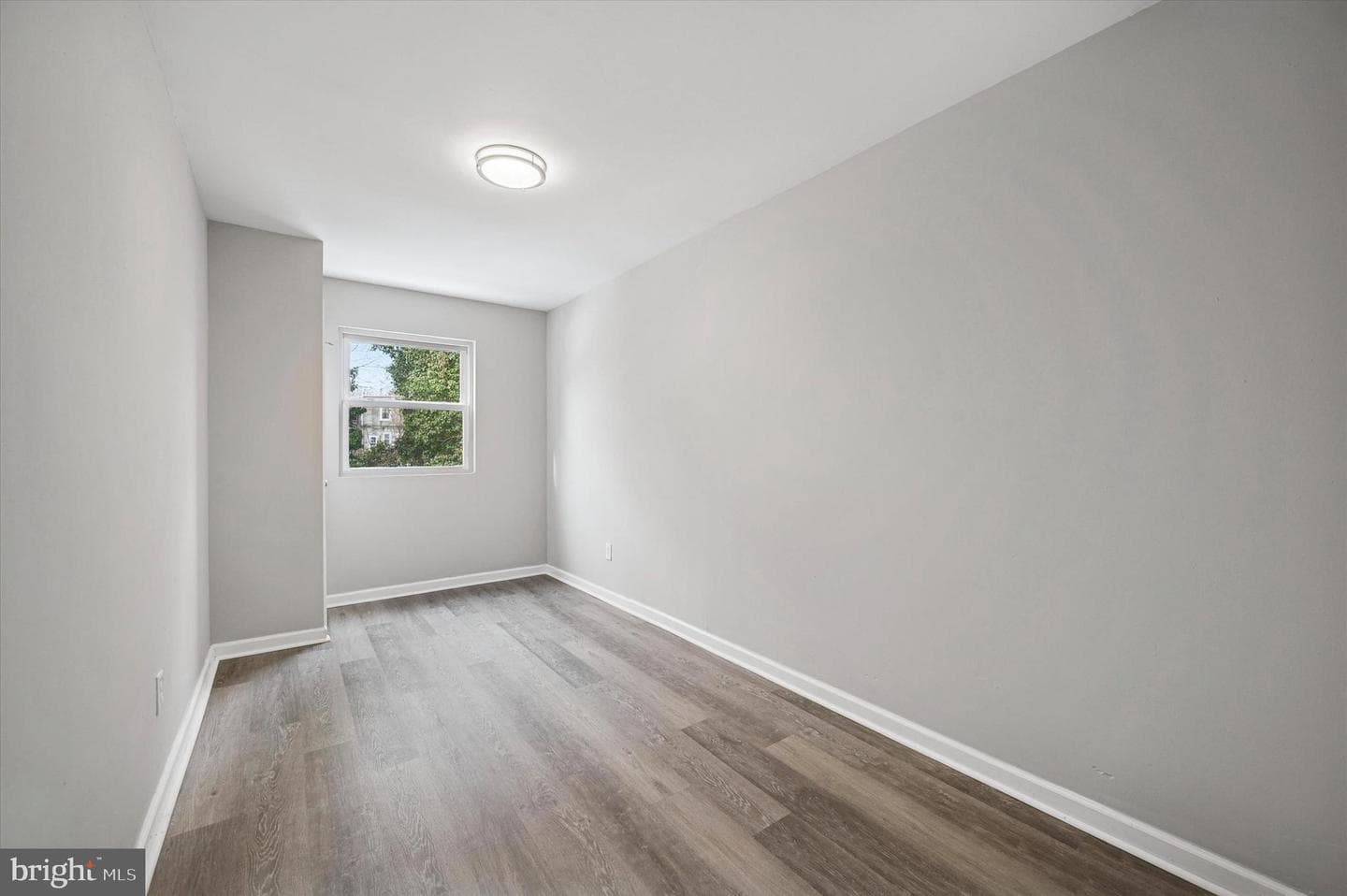 5626 Bloyd Street photo 10