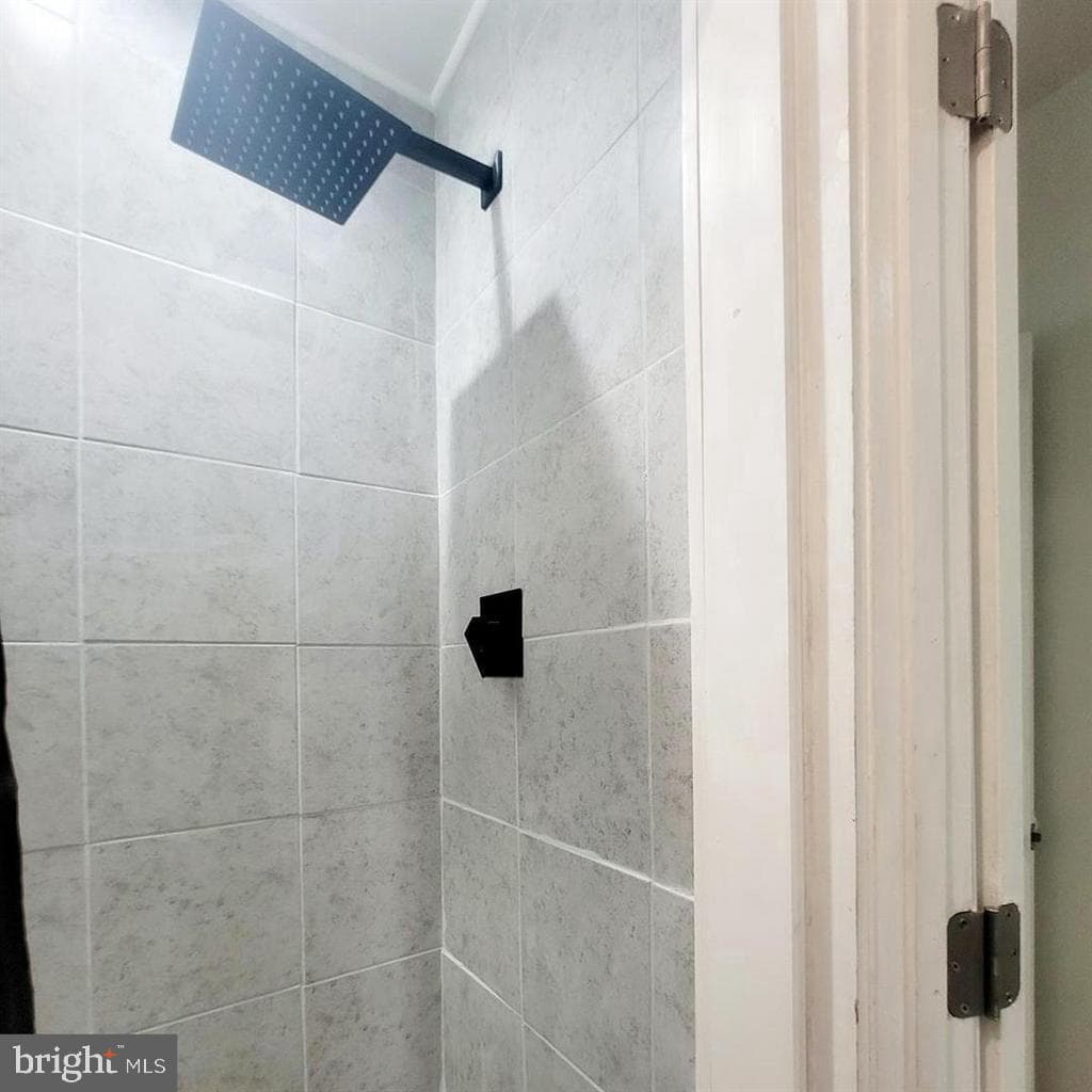 1854 N Judson Street photo 12