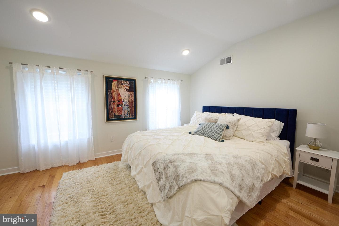 2019 W Girard Avenue photo 27