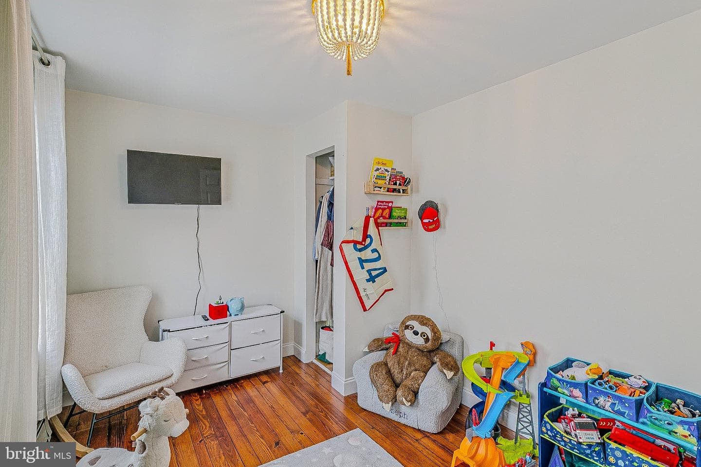 4468 Almond Street photo 24