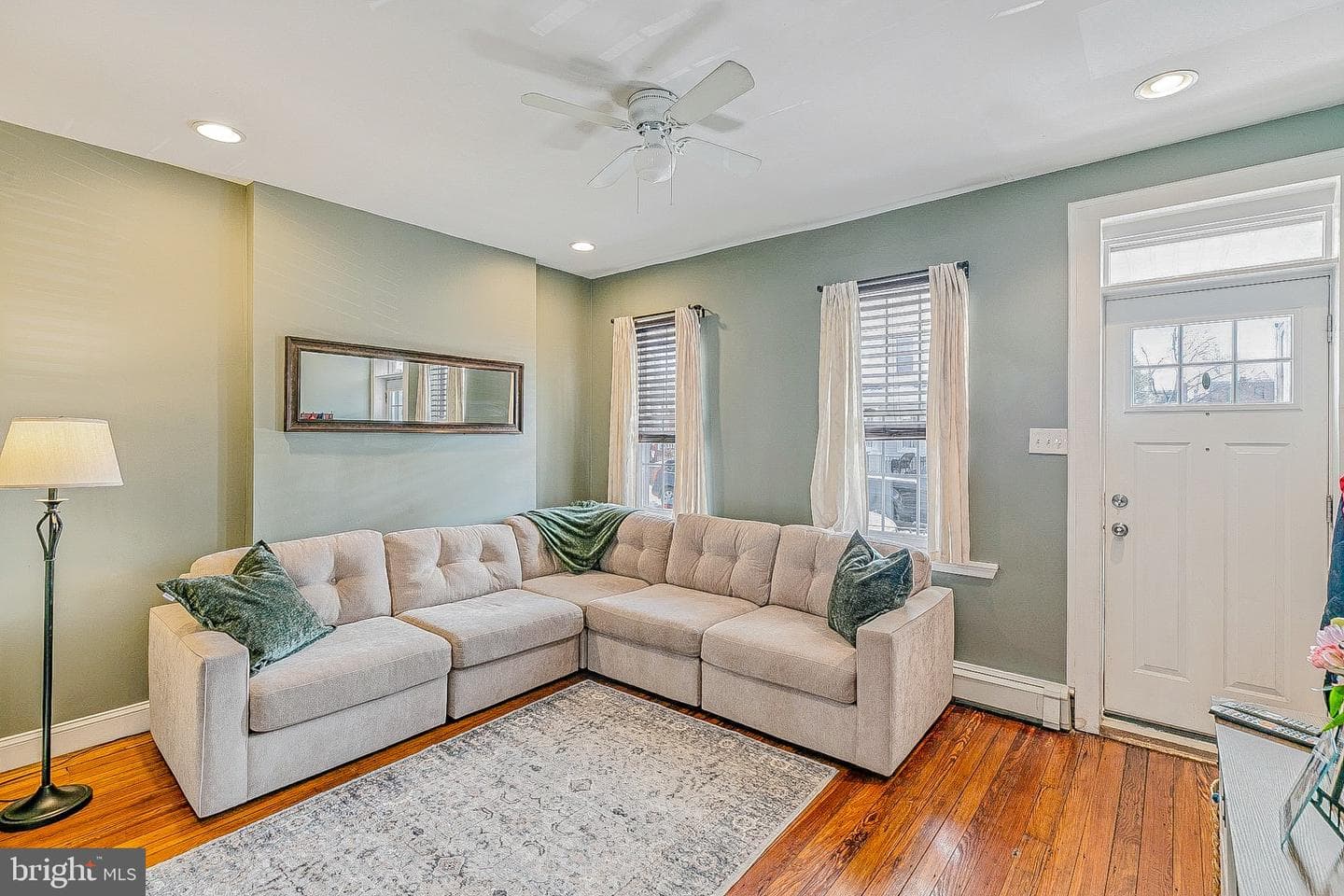 4468 Almond Street photo 4