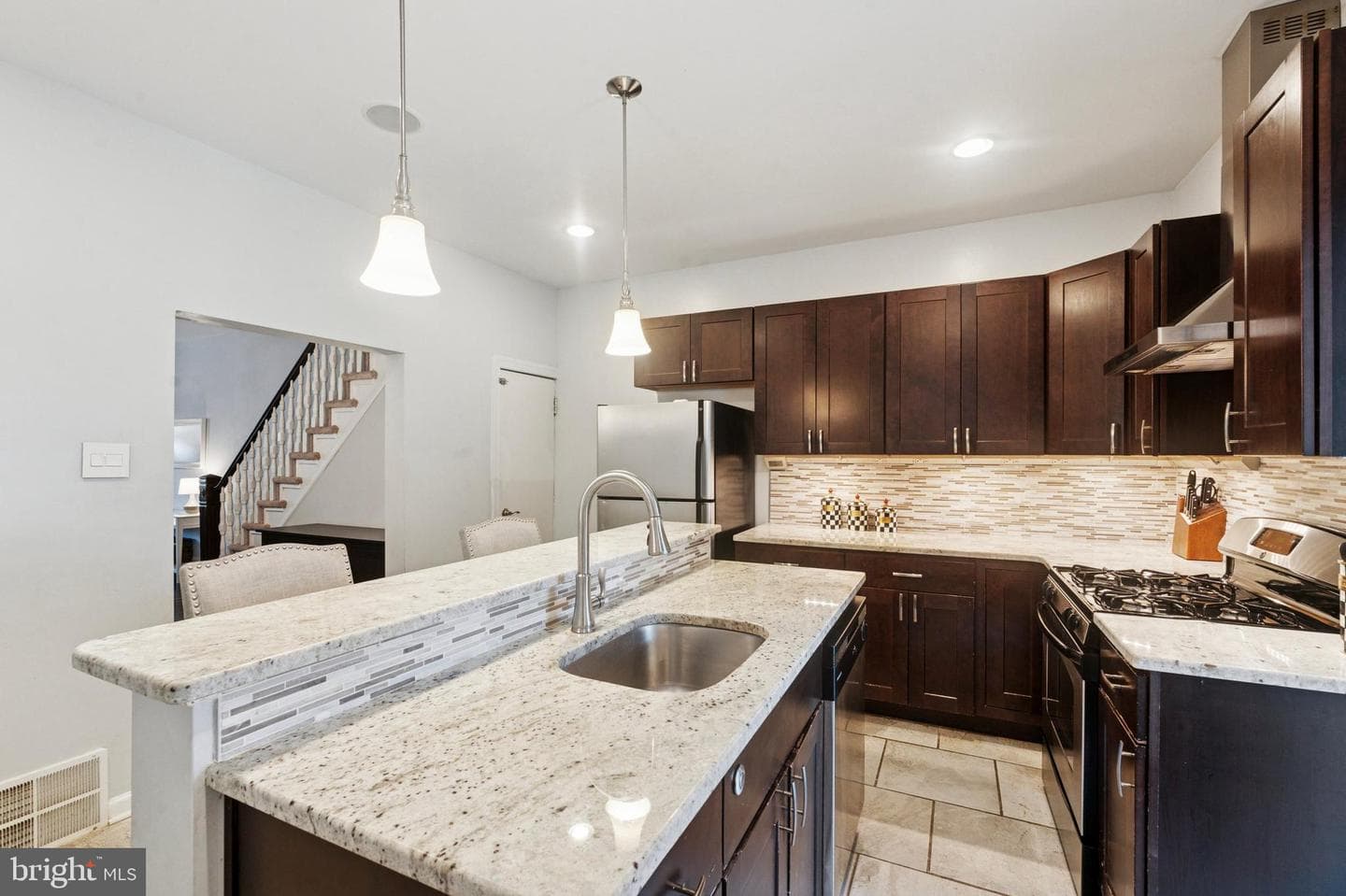 3404 Henry Avenue photo 9