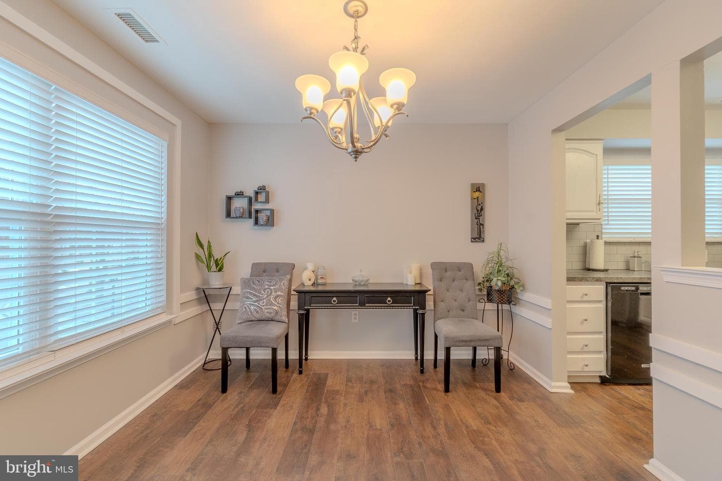 73207 Delaire Landing Road #207 photo 9