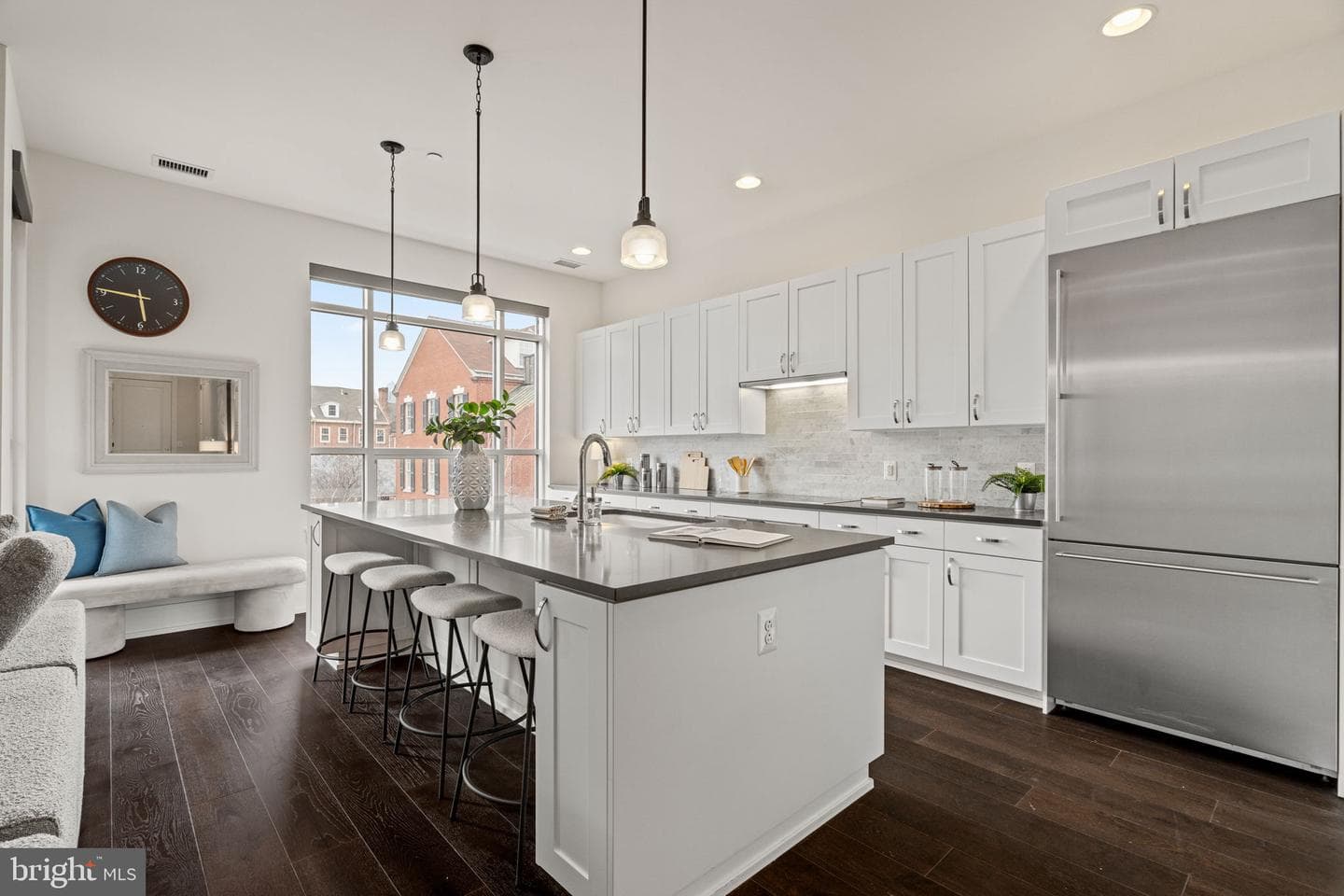 410 S Front St # 209 photo 10