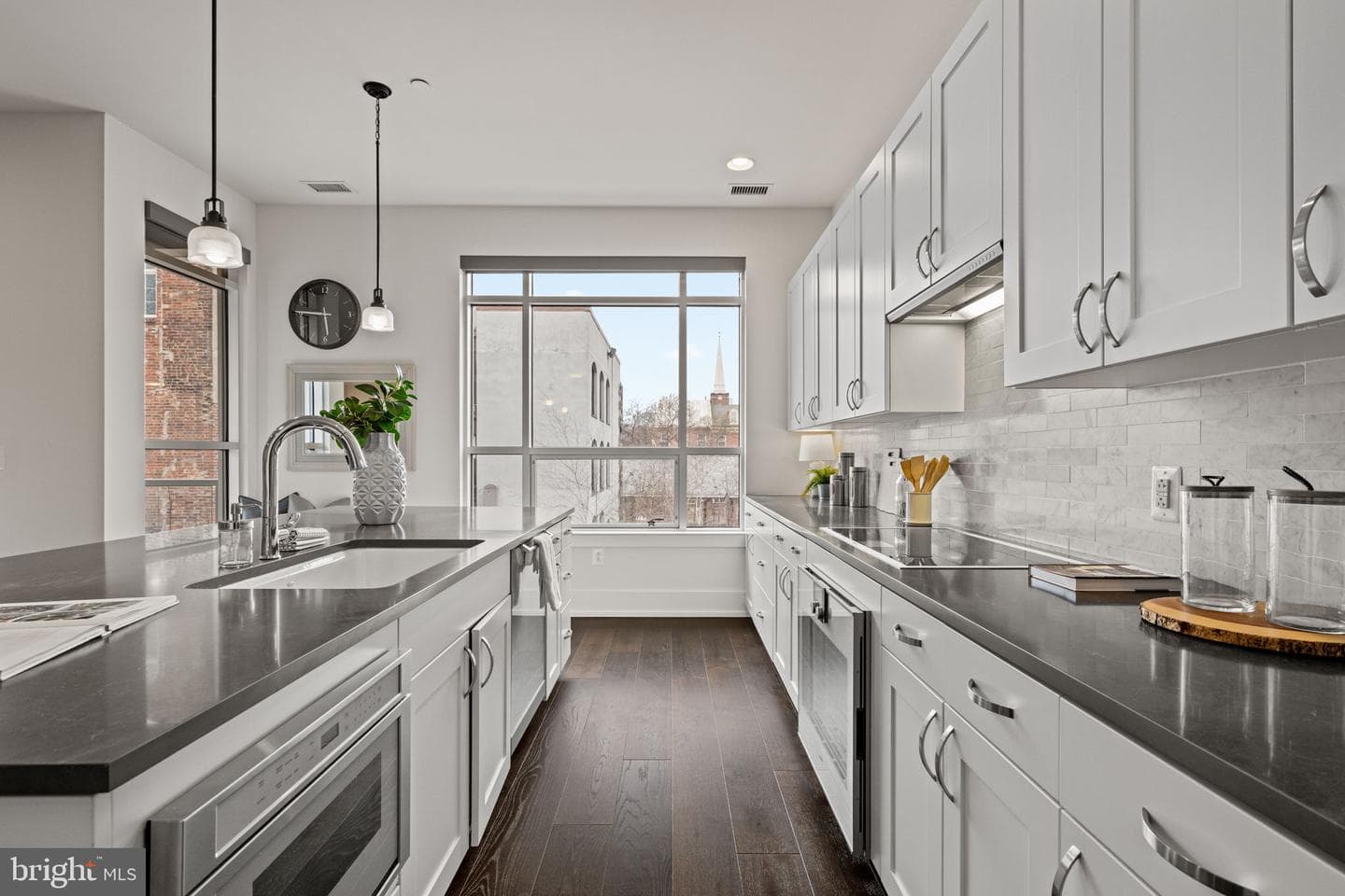 410 S Front St # 209 photo 15
