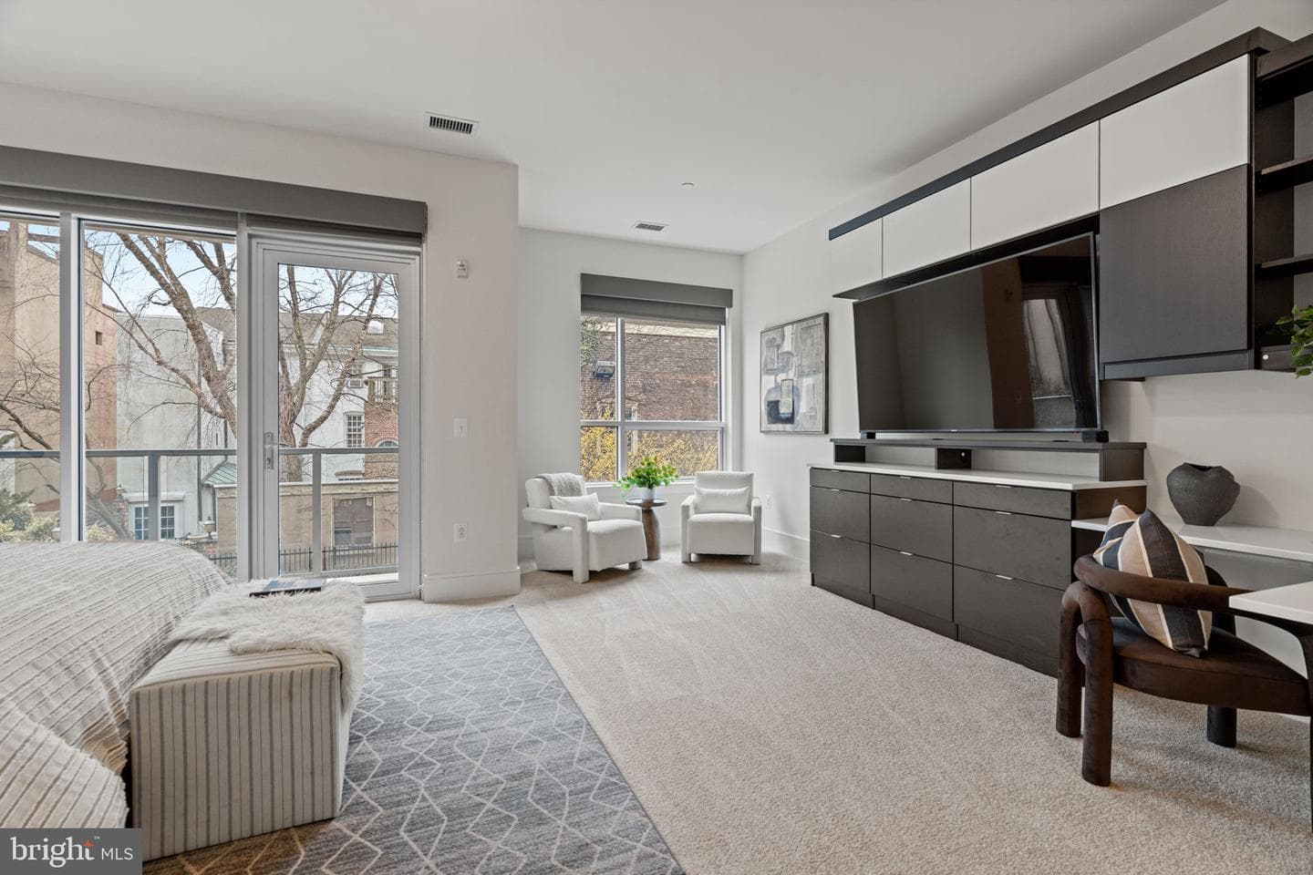 410 S Front St # 209 photo 19