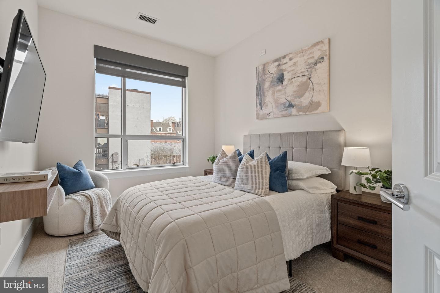 410 S Front St # 209 photo 41