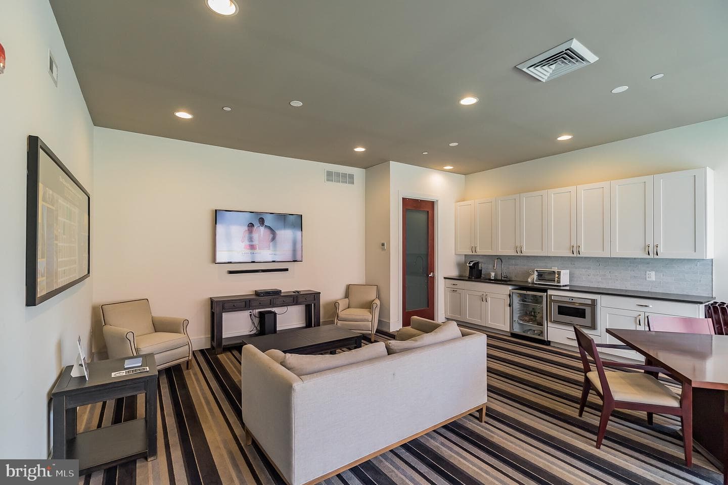 410 S Front St # 209 photo 54