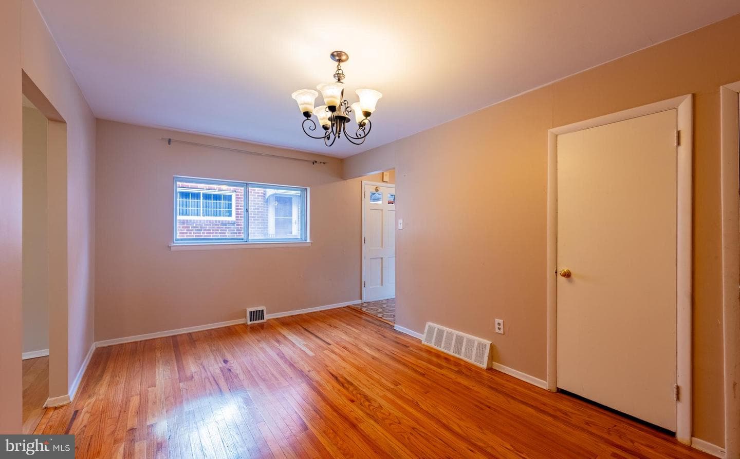 7218 Valley Avenue photo 14