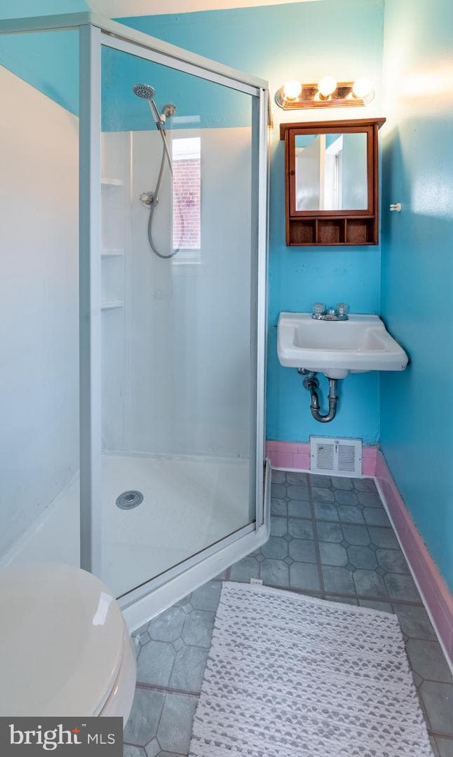 7218 Valley Avenue photo 26