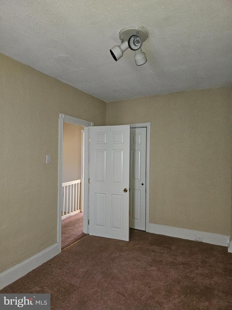 215 N Vodges Street photo 6
