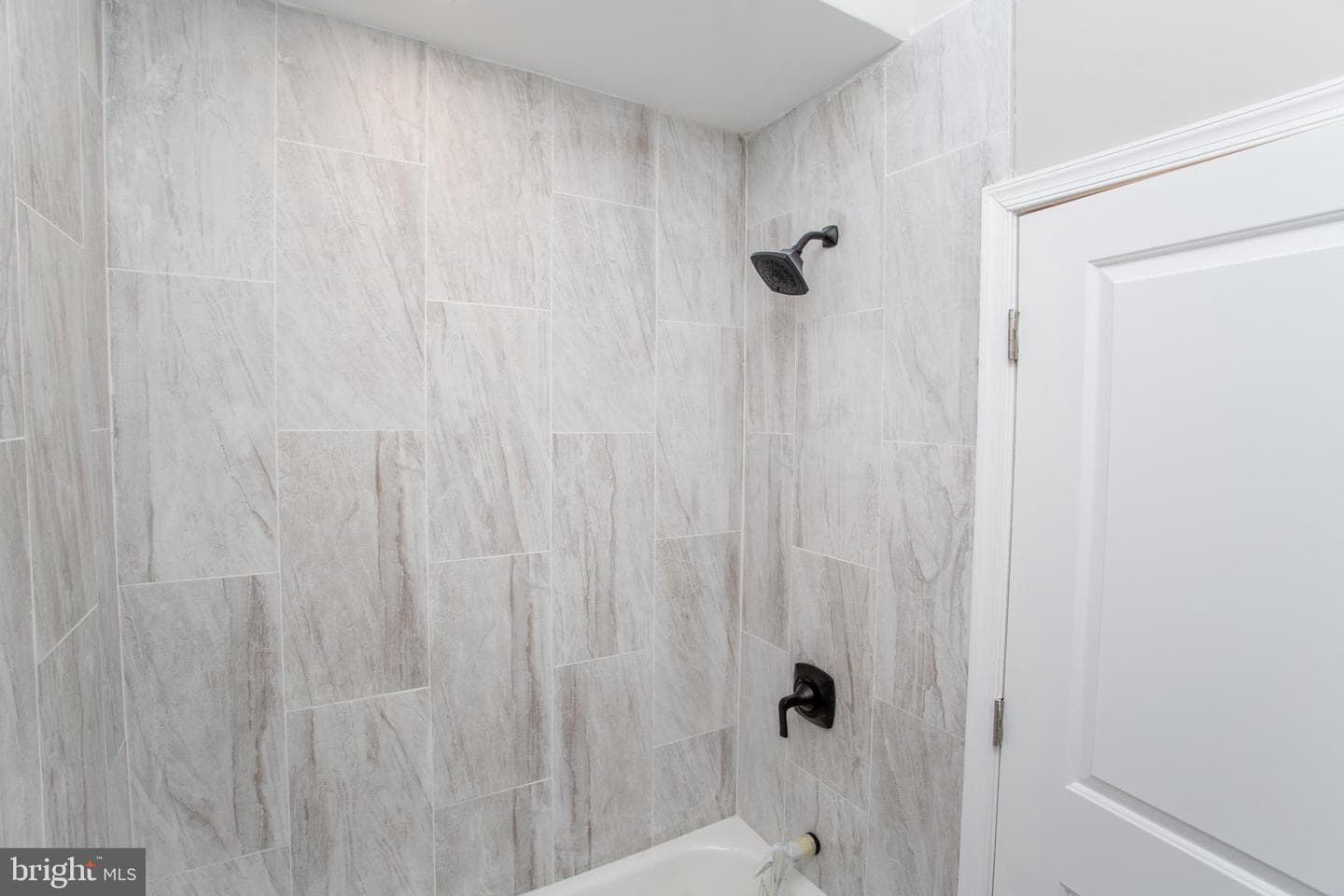 5747 Haddington Lane photo 19