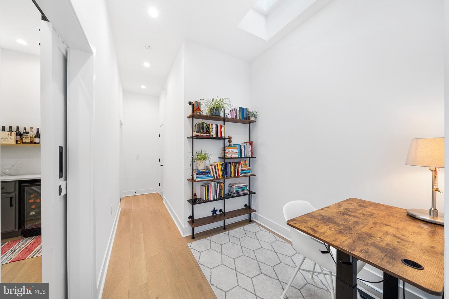 2512 E Cumberland Street photo 19