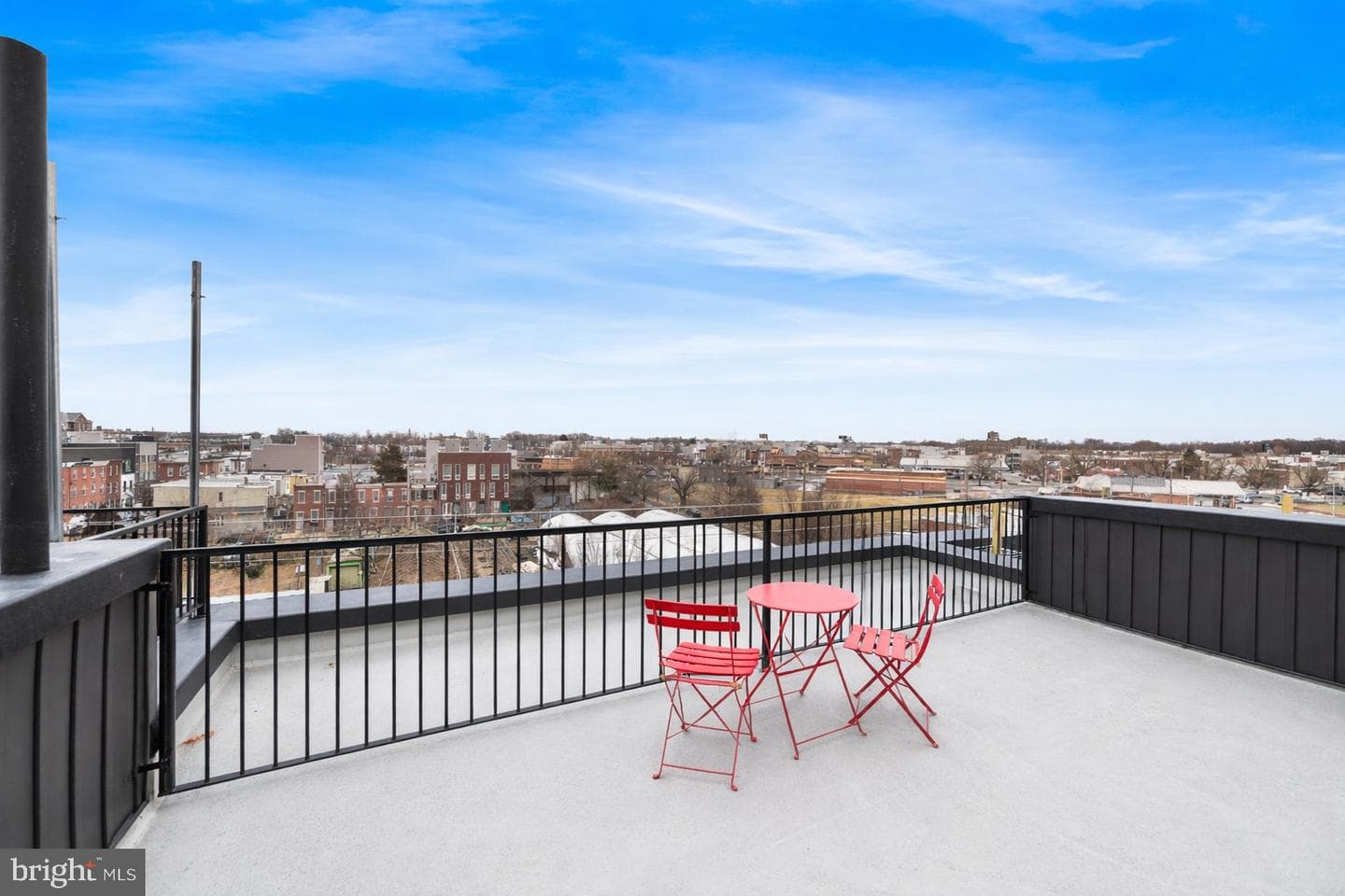 2512 E Cumberland Street photo 30