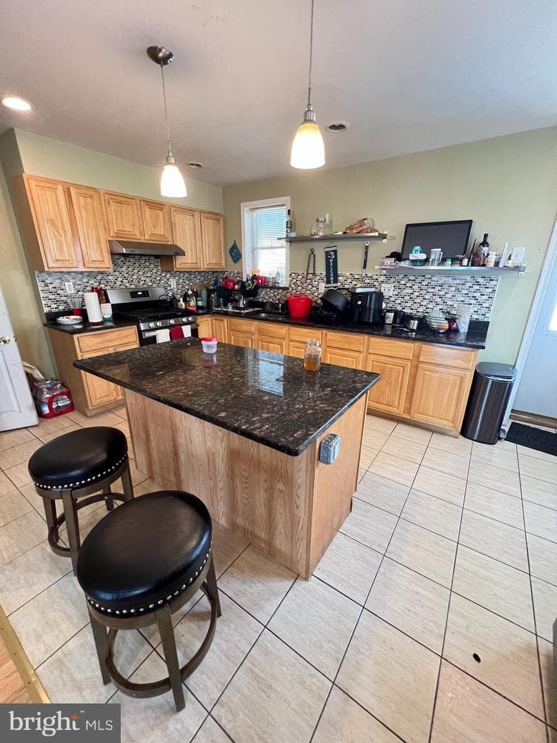 3403 Tyson Avenue photo 10