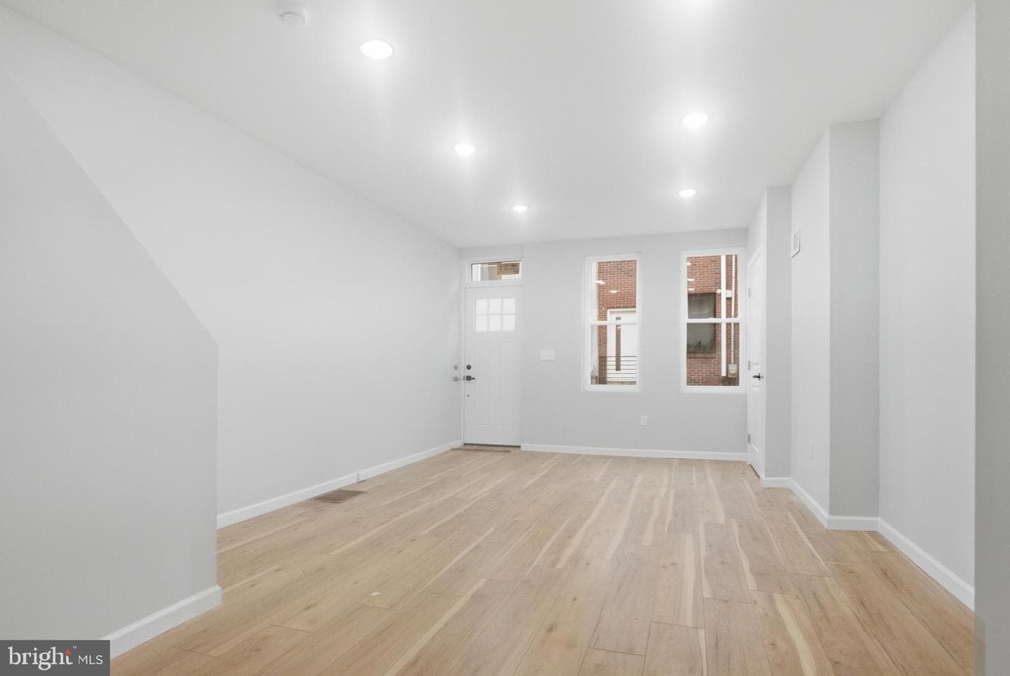 2215 Earp Street photo 10