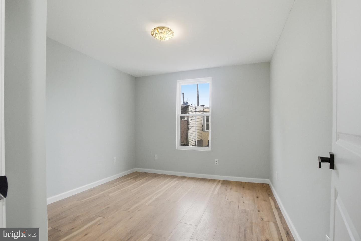 2215 Earp Street photo 12