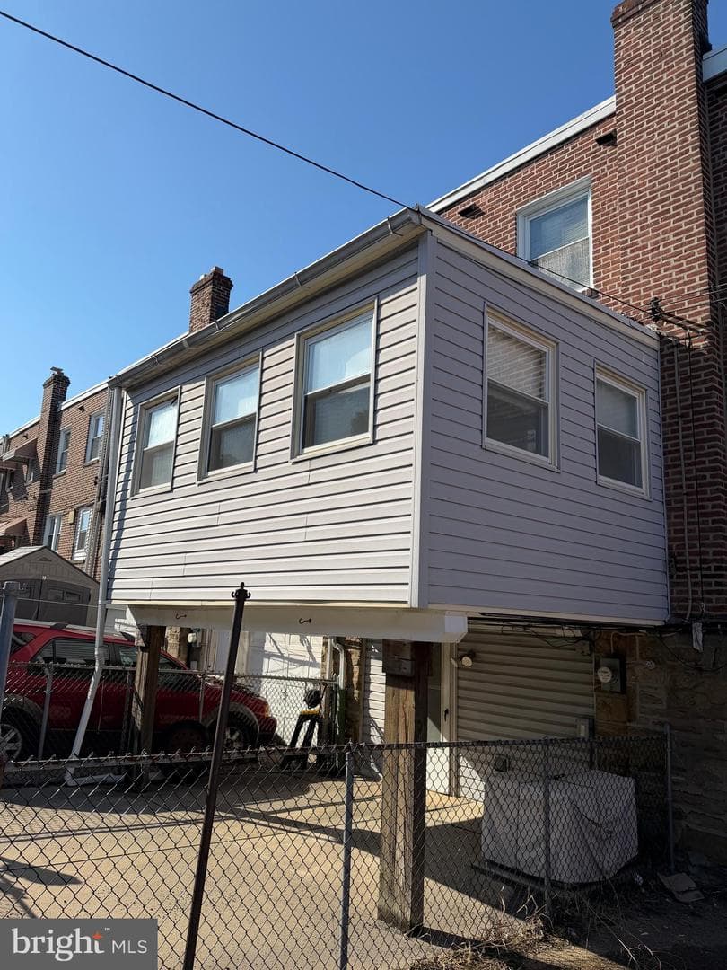 8045 Leon Street photo 22