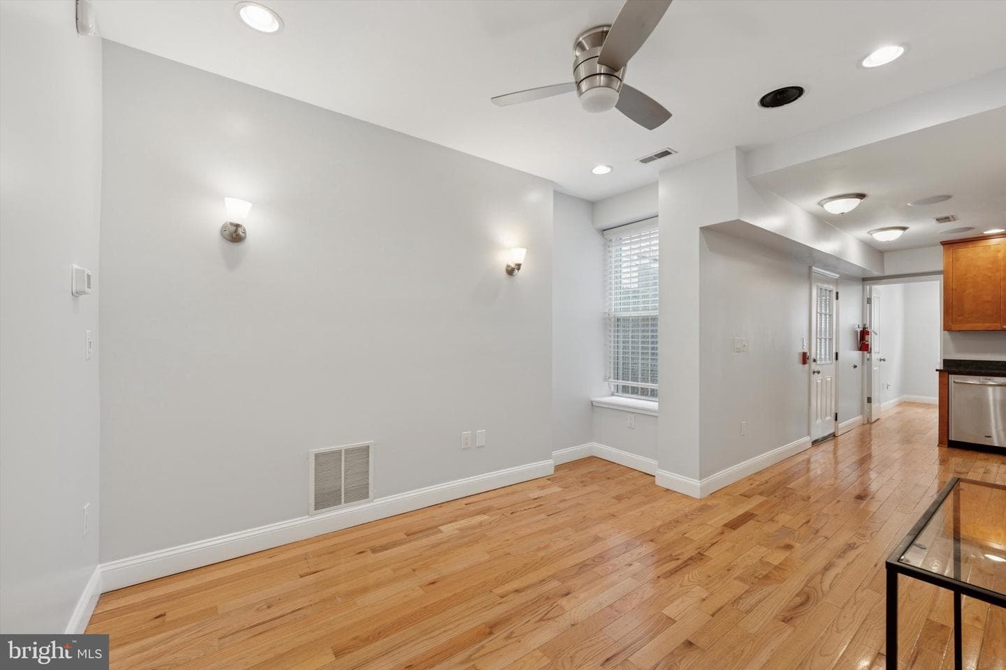 1825 N Willington Street photo 6