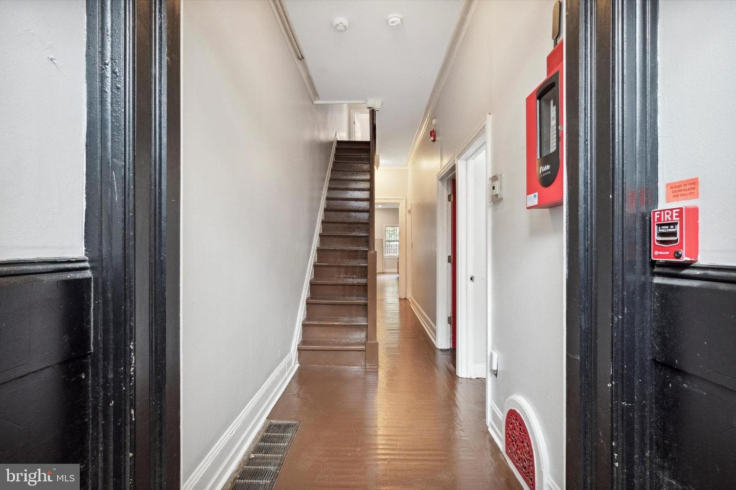 1852 N 17th Street photo 24