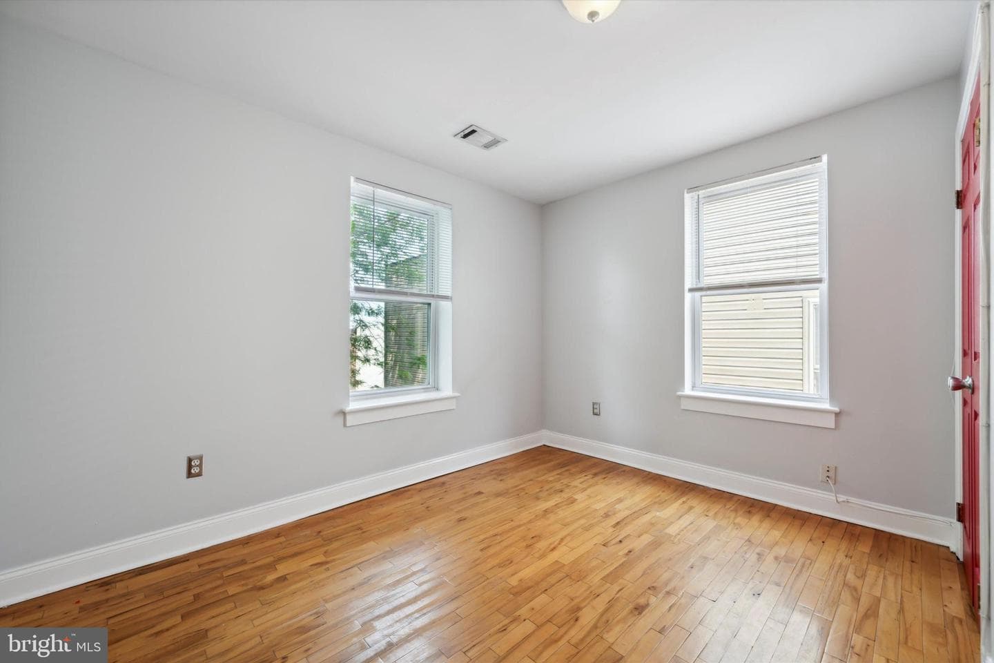 1852 N 17th Street photo 5