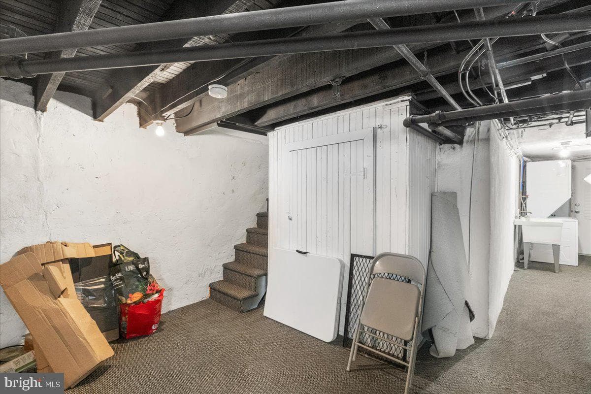 5211 Diamond St photo 27