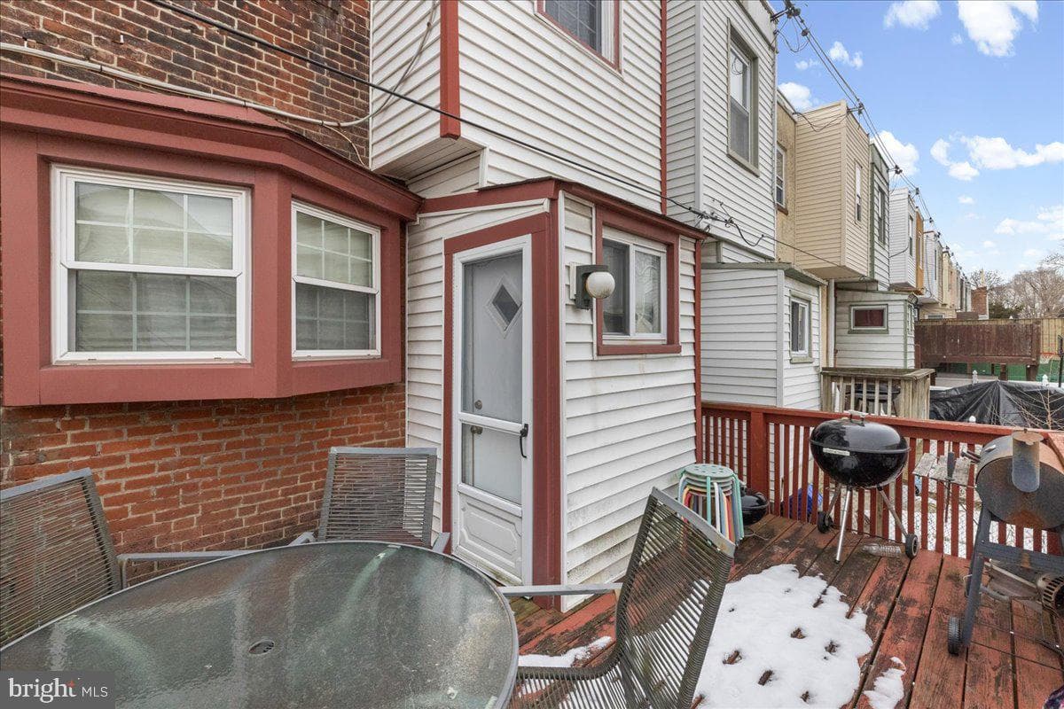 5211 Diamond St photo 29