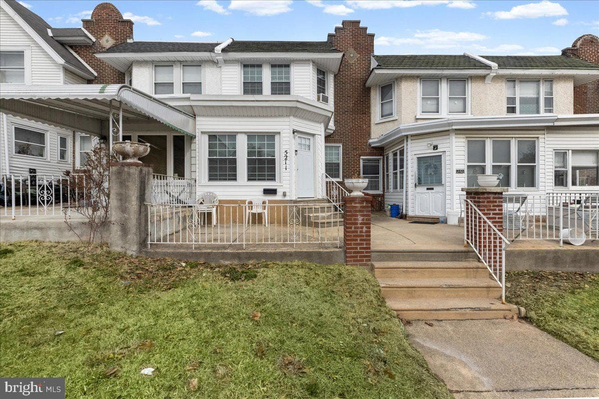 5211 Diamond St photo 3