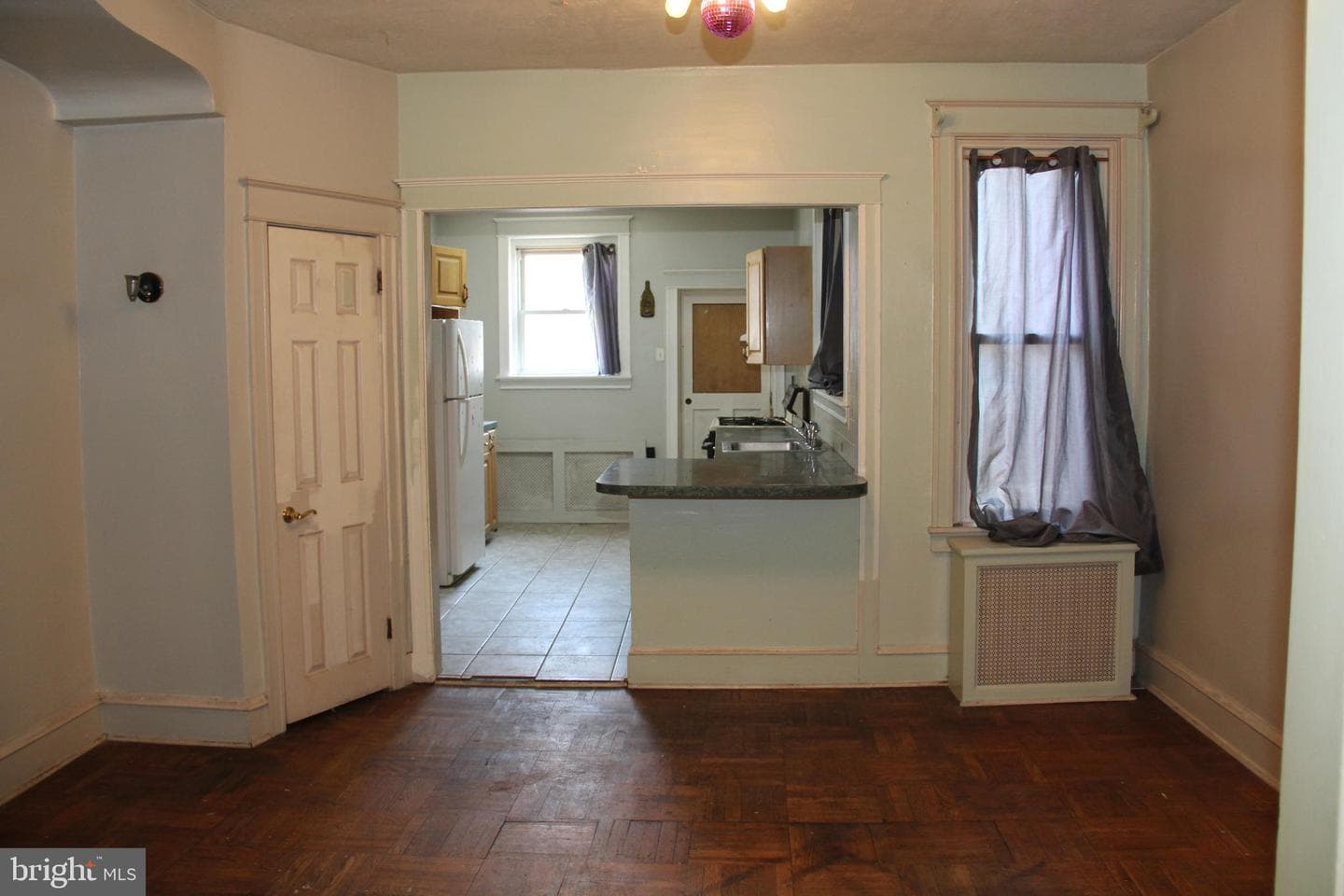 4621 G Street photo 8