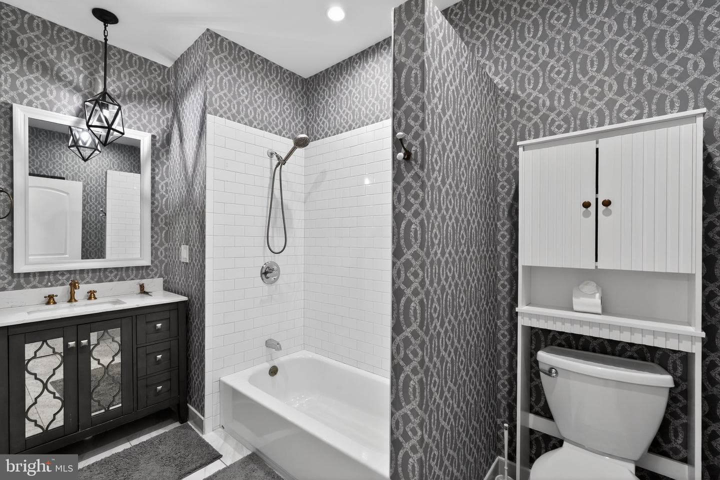 3040 Mercer Street photo 17