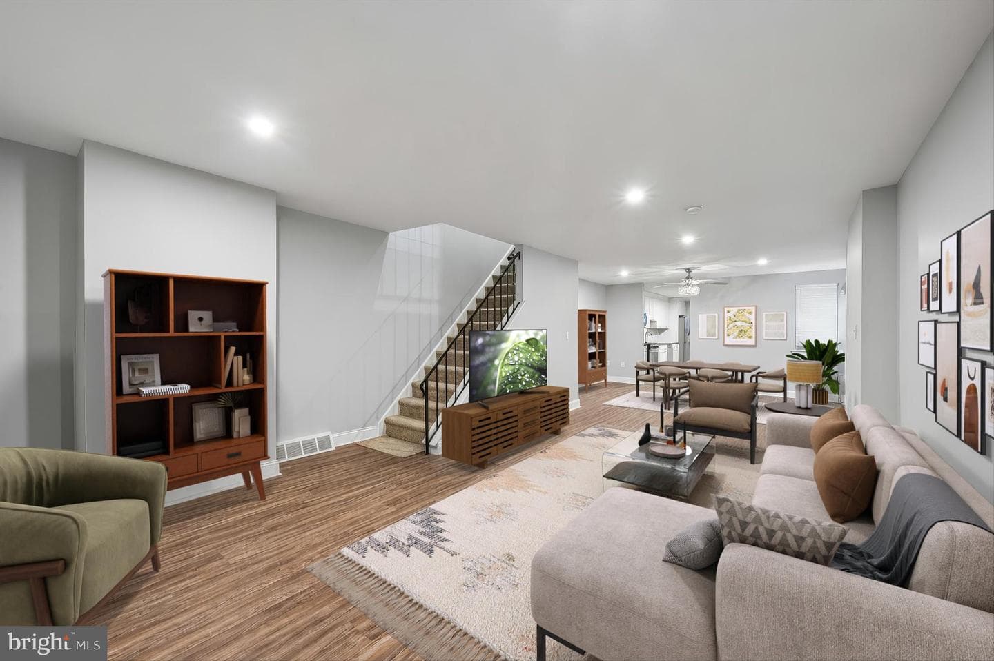 6129 Spruce Street photo 4