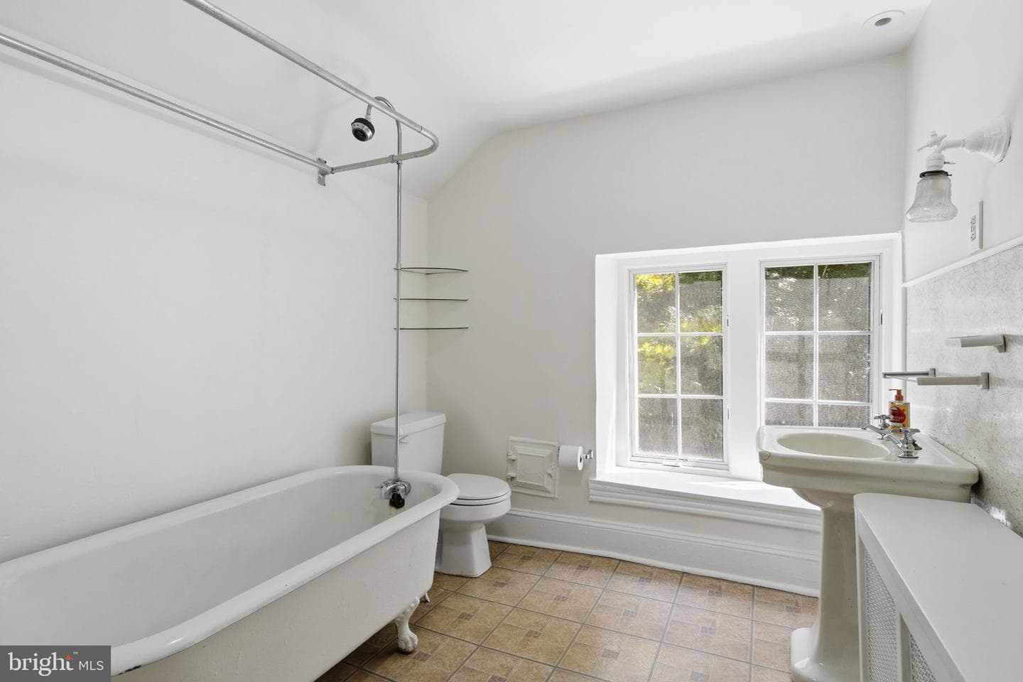 6711 Lincoln Drive photo 36