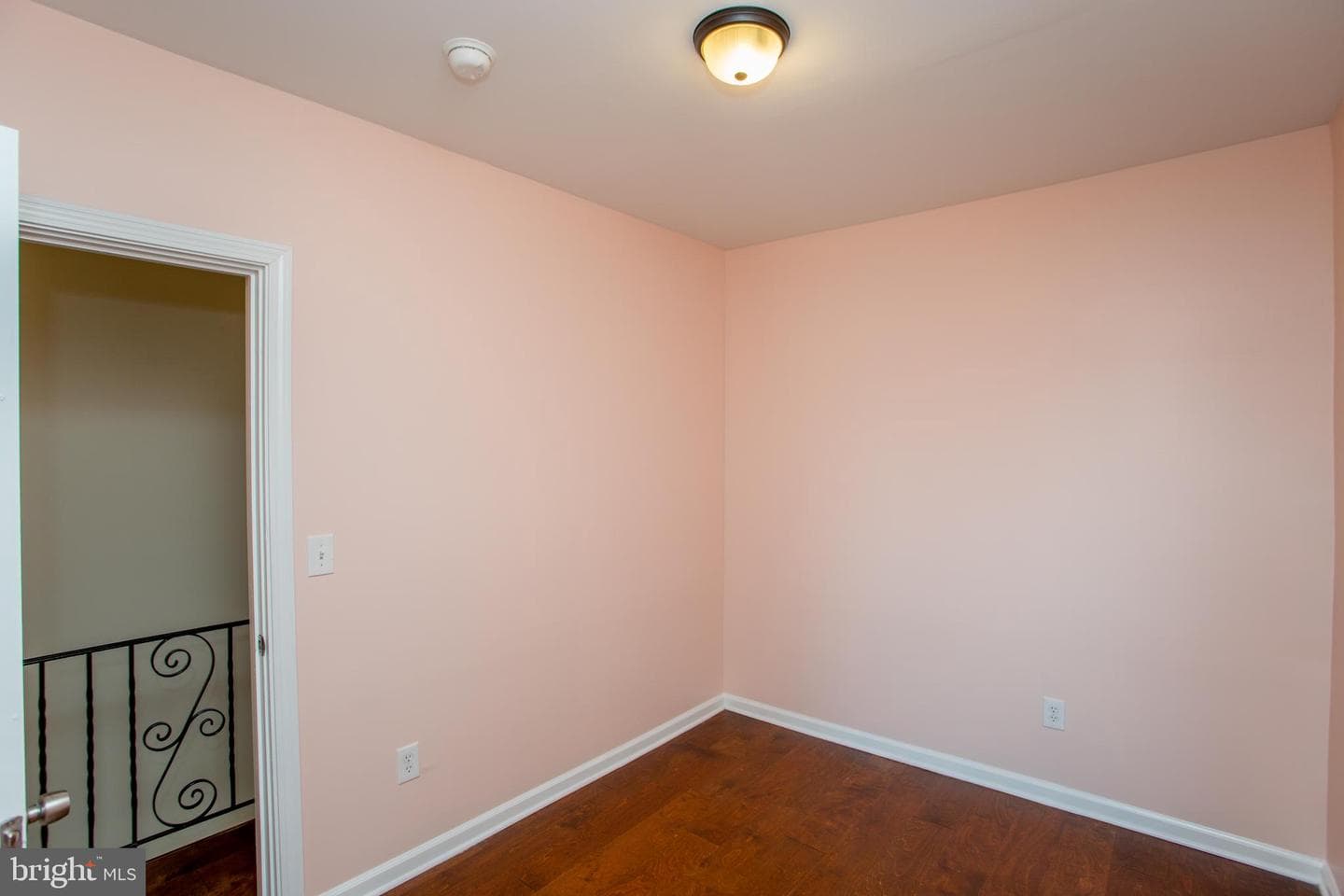 5230 Hazel Avenue photo 30