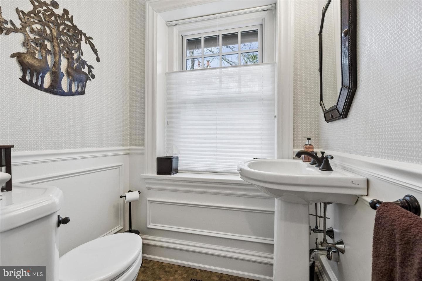 8111 Saint Martins Lane photo 26
