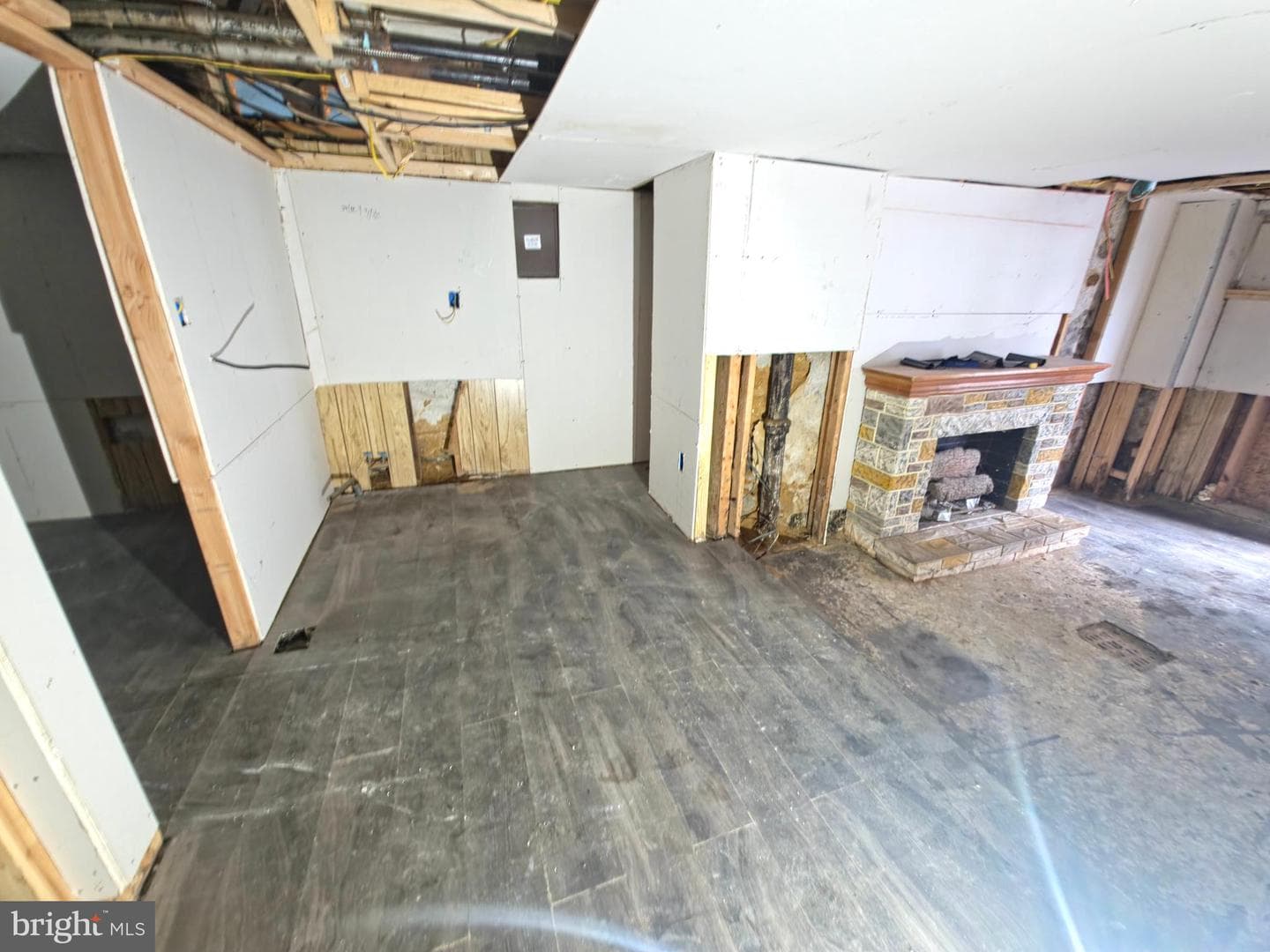 4026 Higbee Street photo 38