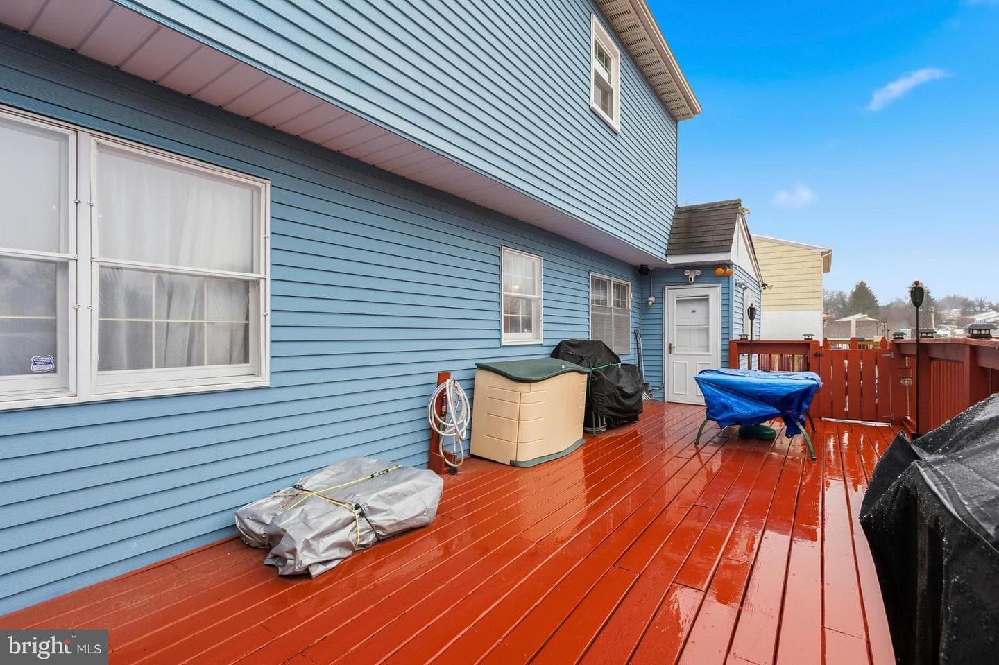 814 Caledonia Street photo 33