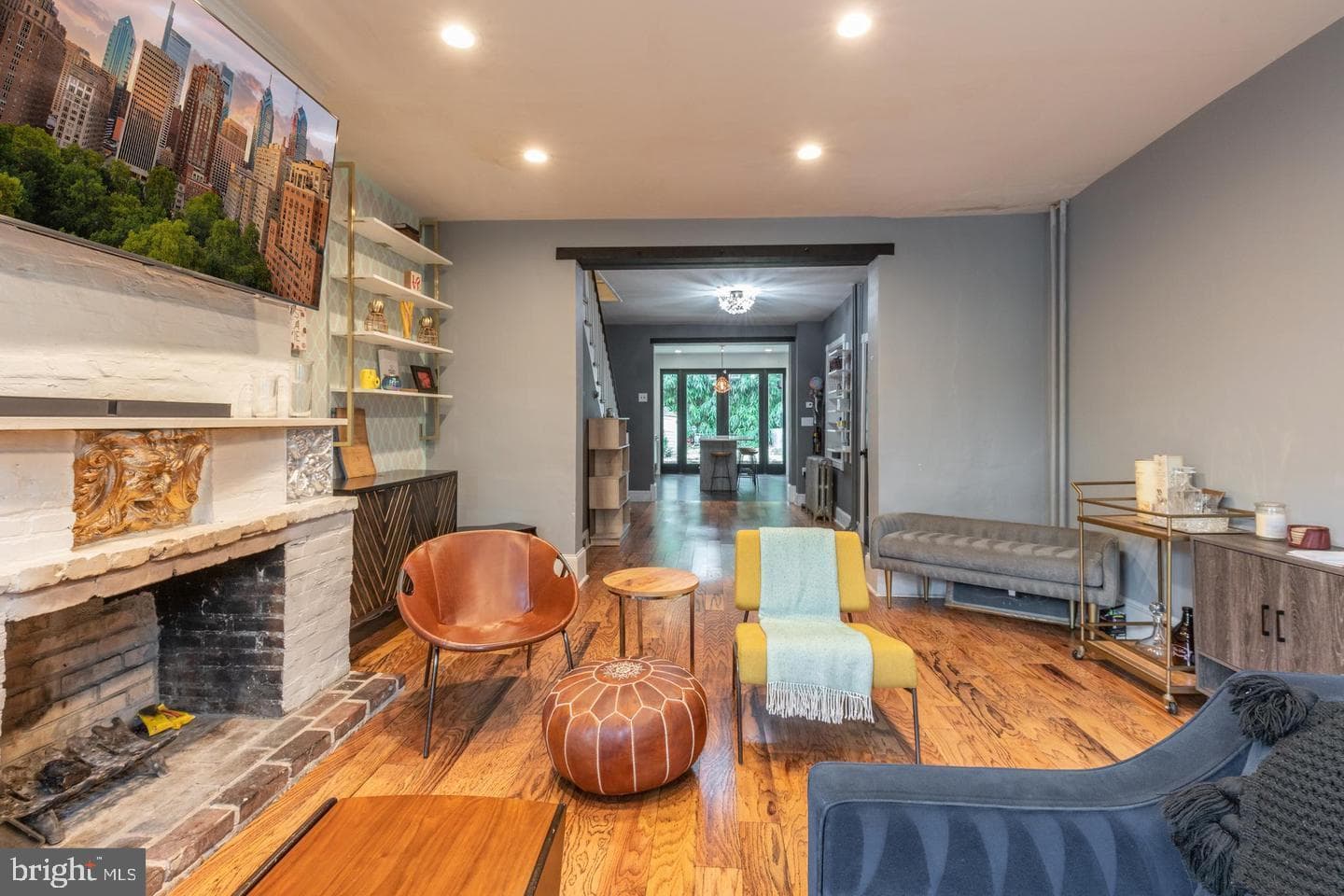 222 Richmond Street photo 15
