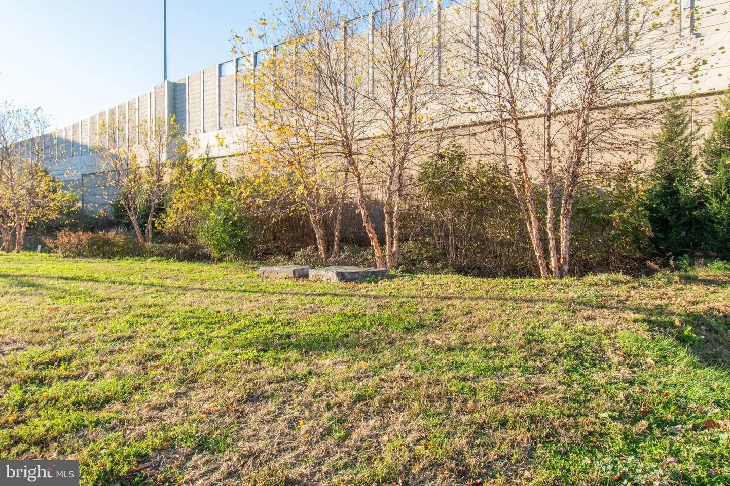 222 Richmond Street photo 38