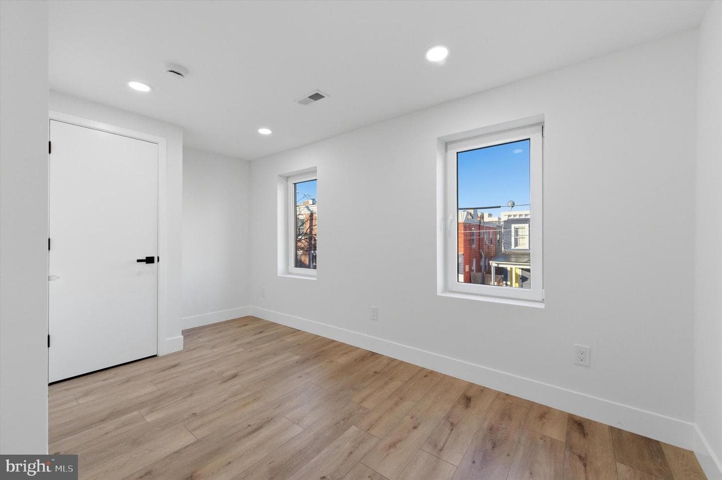 2021 E Sergeant Street photo 18