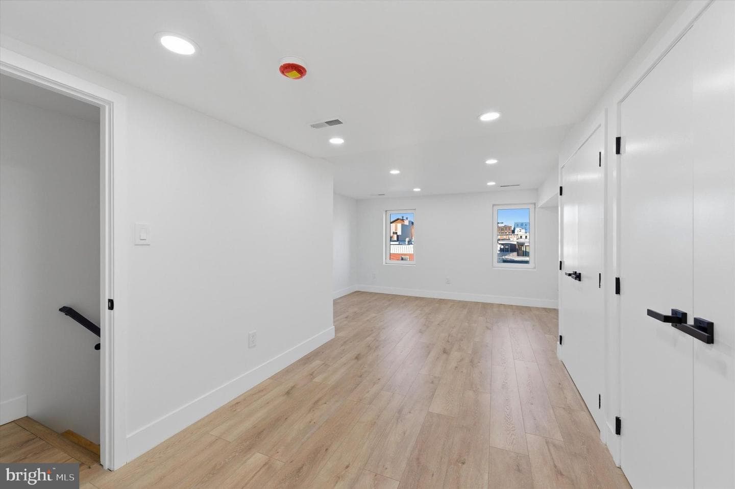 2021 E Sergeant Street photo 22