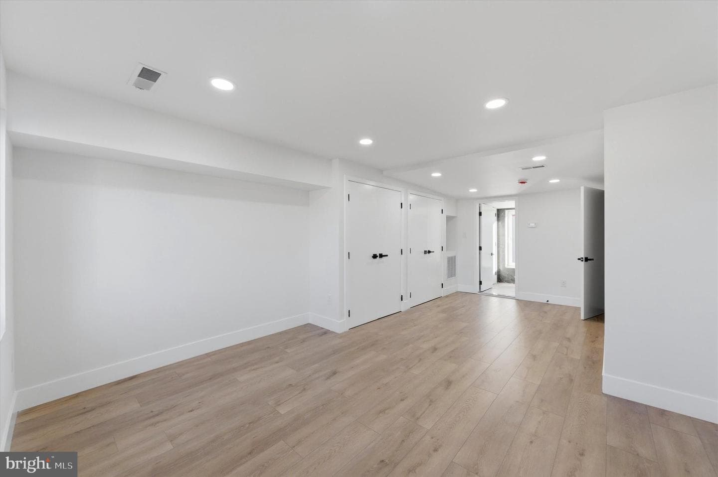 2021 E Sergeant Street photo 24