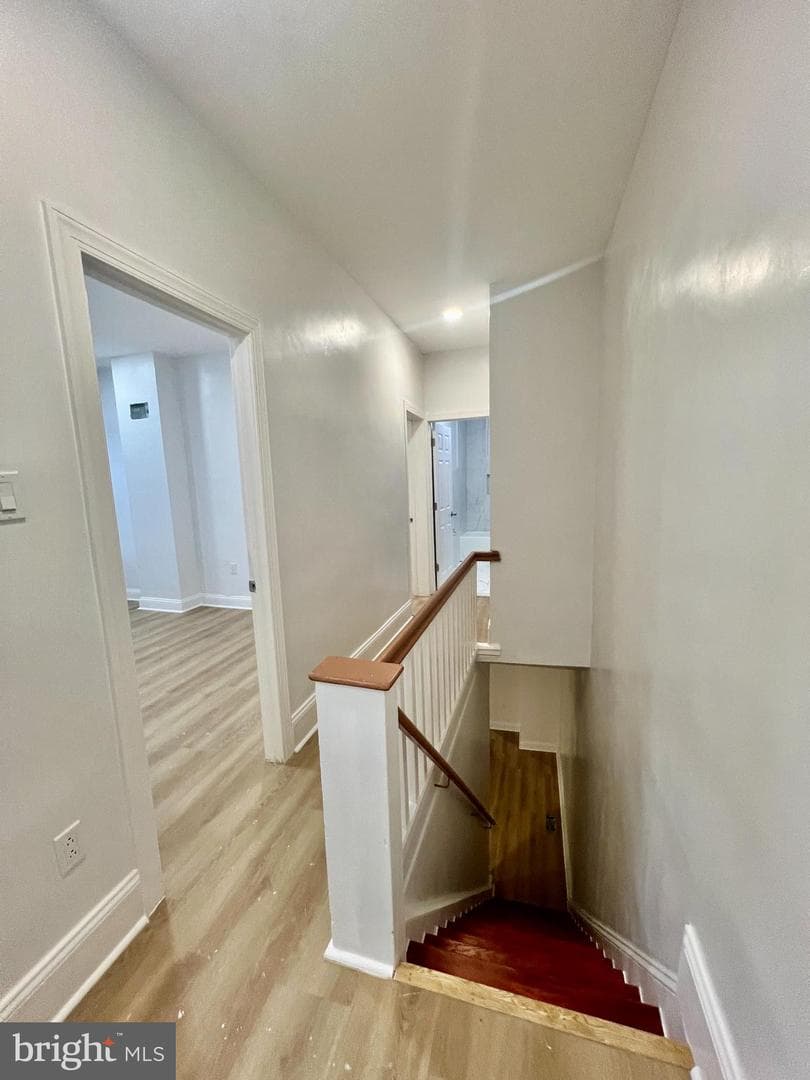 279 W Sheldon Street photo 12