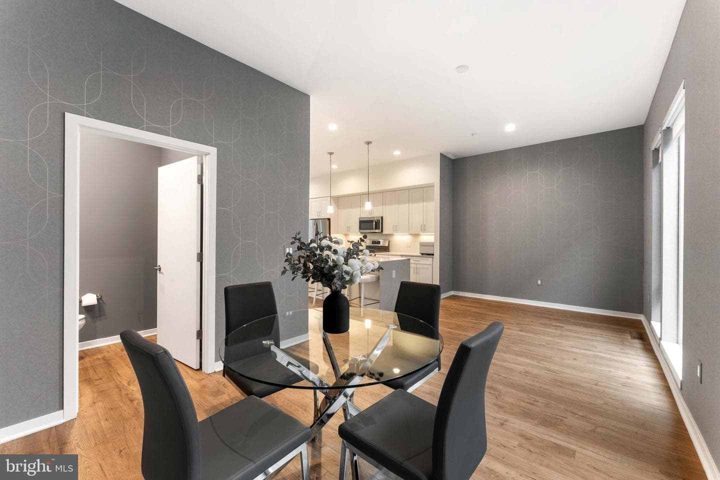 3208 Parkview Walk photo 21