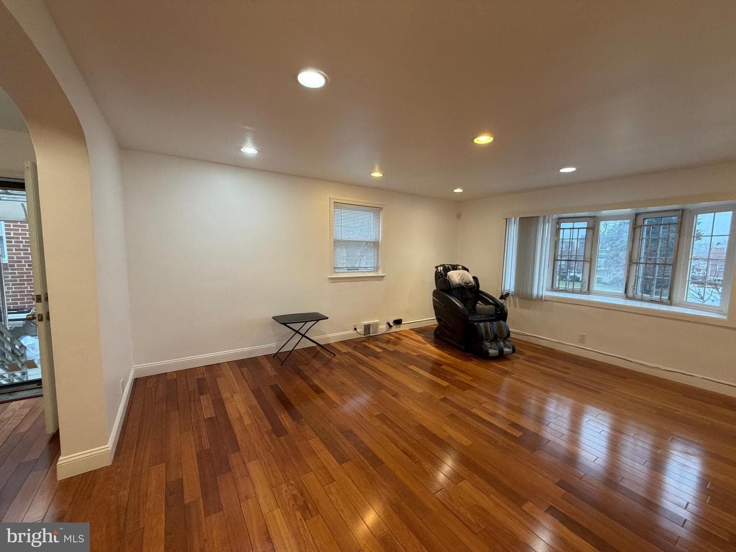 7338 Revere Street photo 5