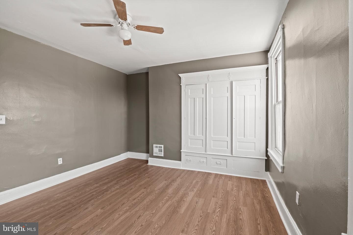 1848 S Conestoga Street photo 25