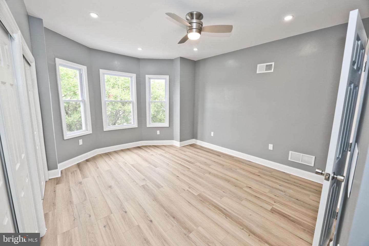 5312 Pine Street photo 7
