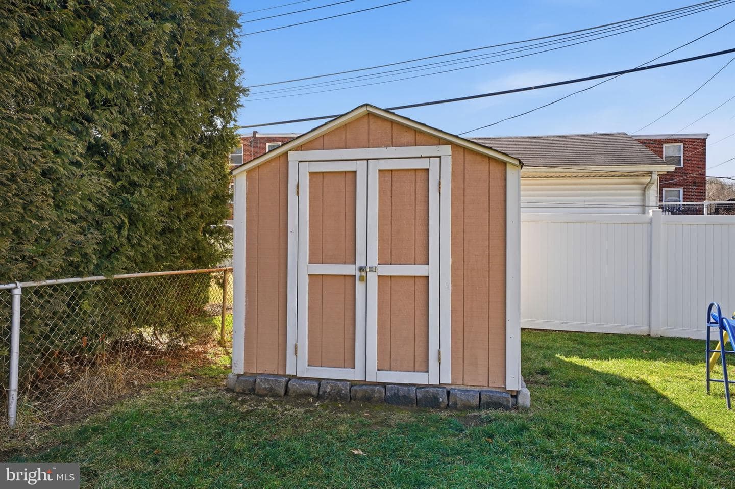 8605 Alicia Street photo 36