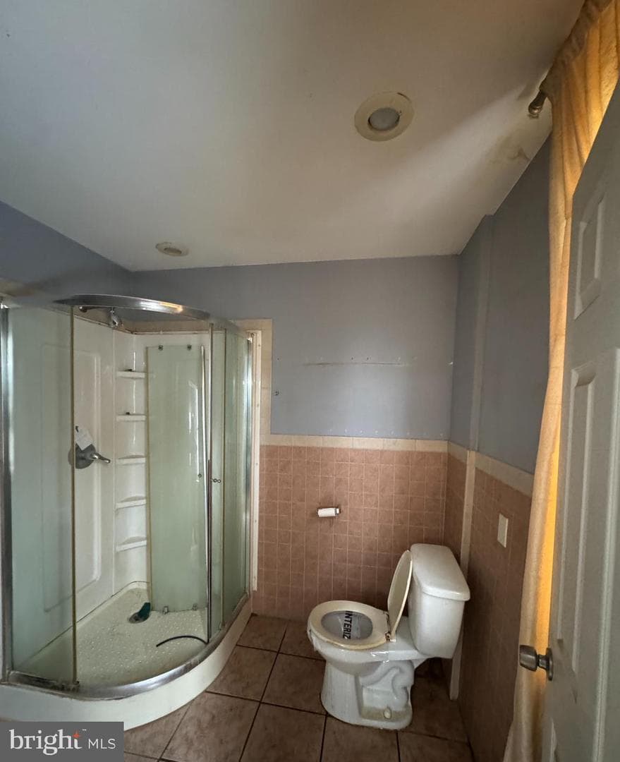 417 Mckean Street photo 30