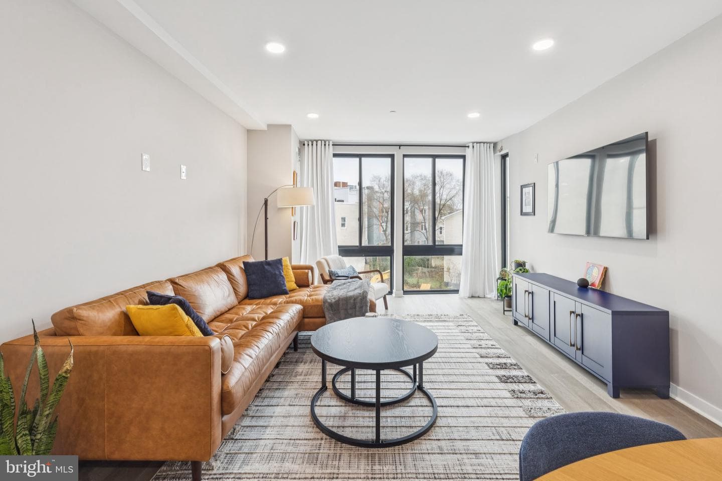 1648 Ridge Ave # 301